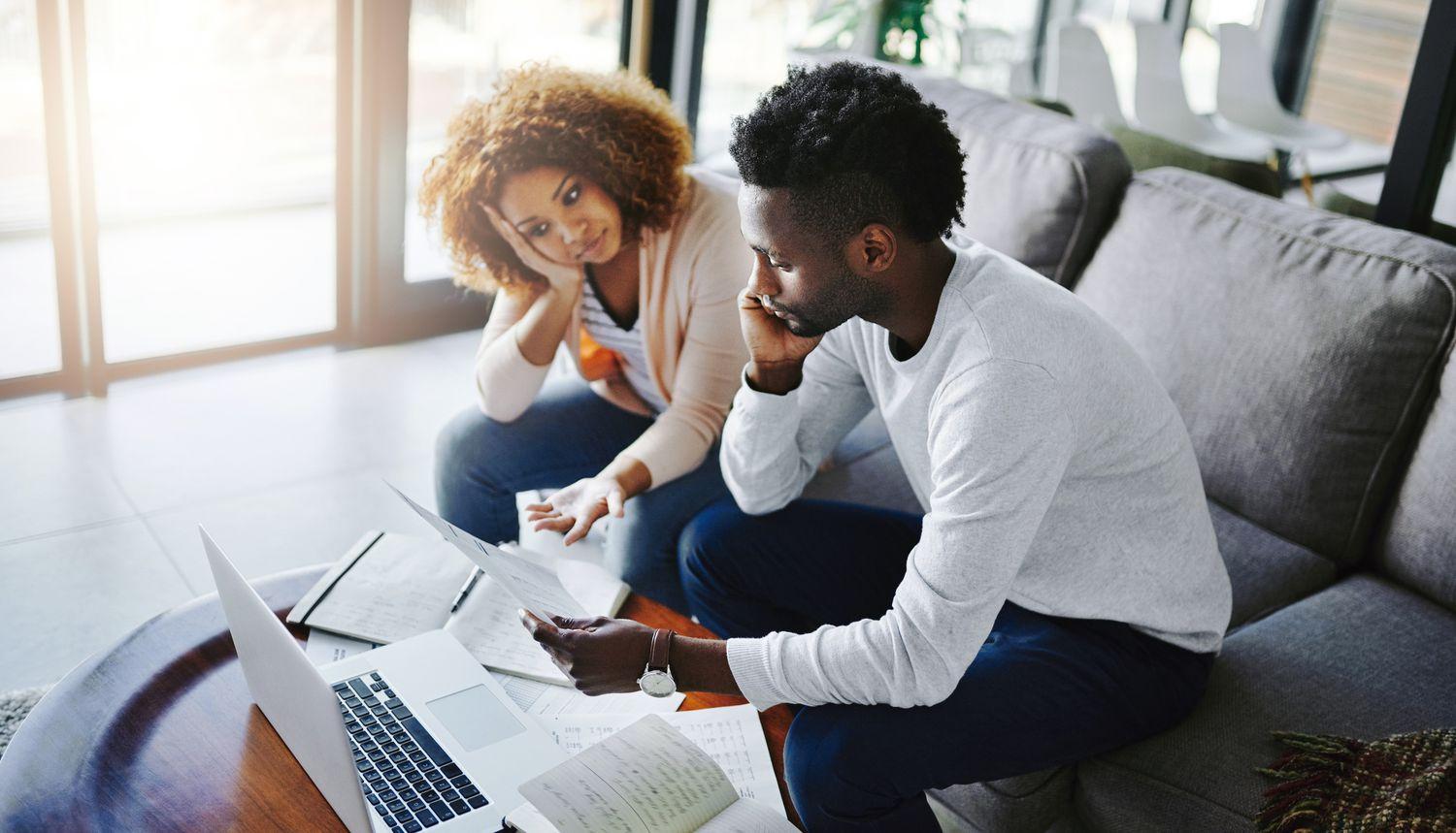 10 Simple Budgeting Tips to Manage Your Money Better